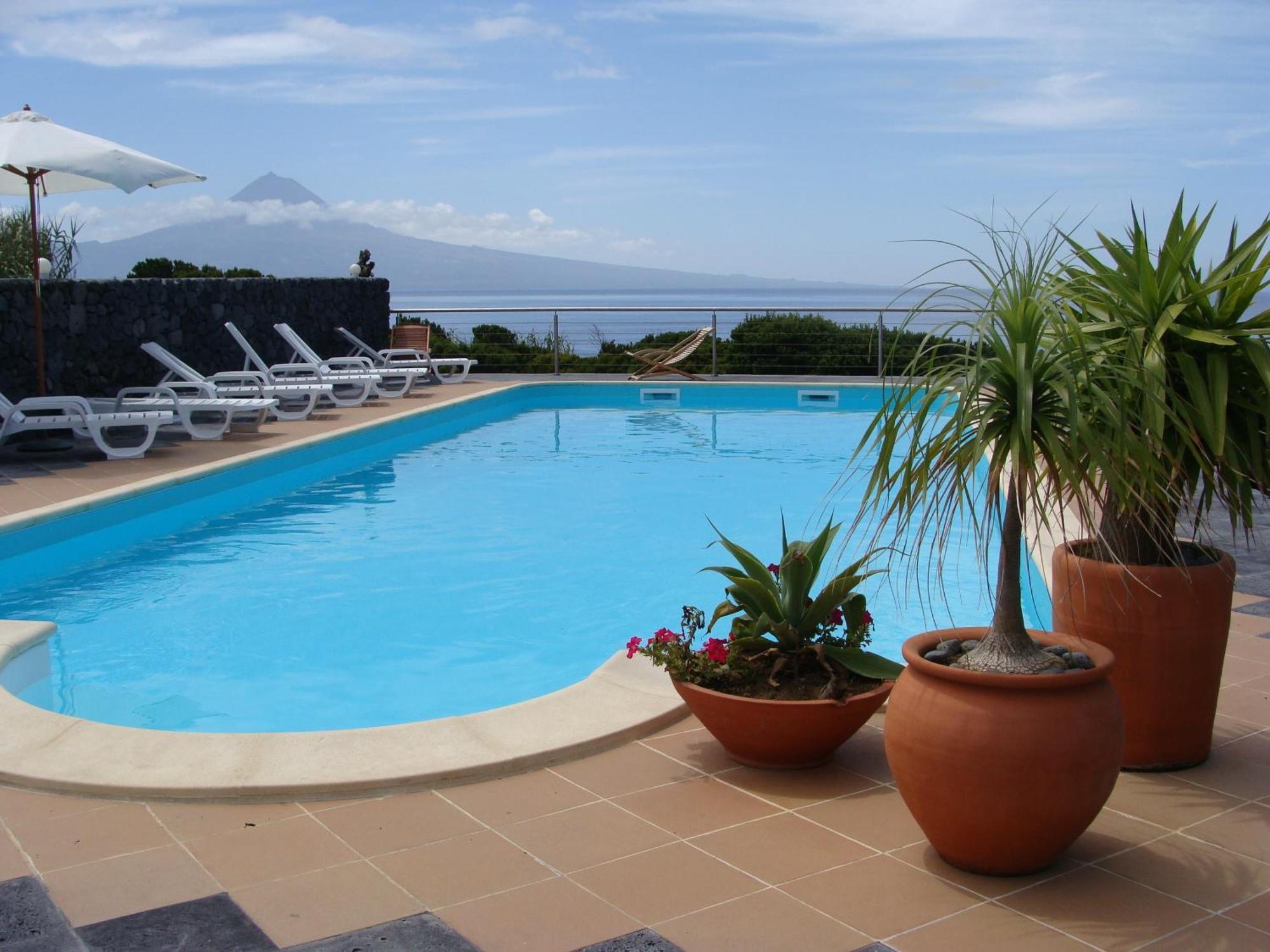 Cantinho Buganvilias At**** Gasthof Queimada (Azores)